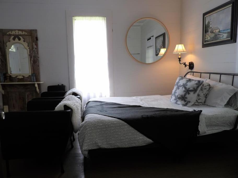 The Farmhouse Private Apartments Eufaula Extérieur photo